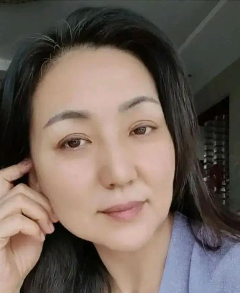 刘梅
